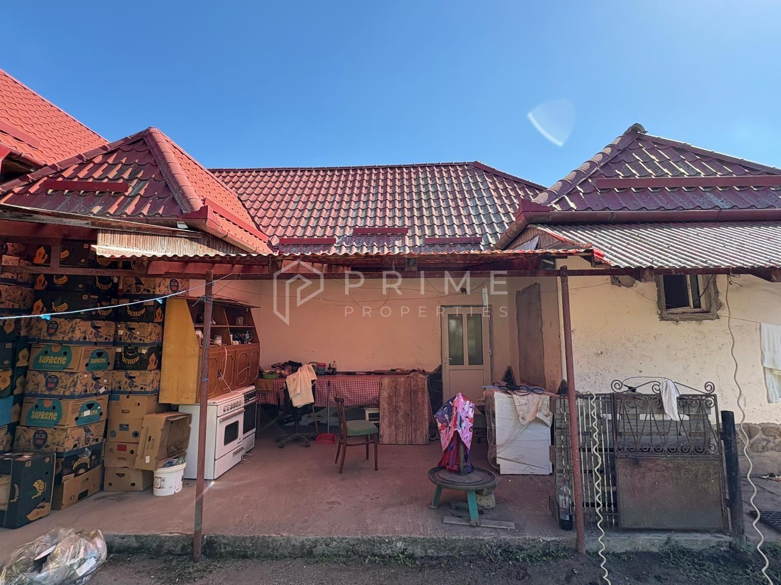 Casă familială pe un teren generos de 1.400 m² – Cristesti - 4