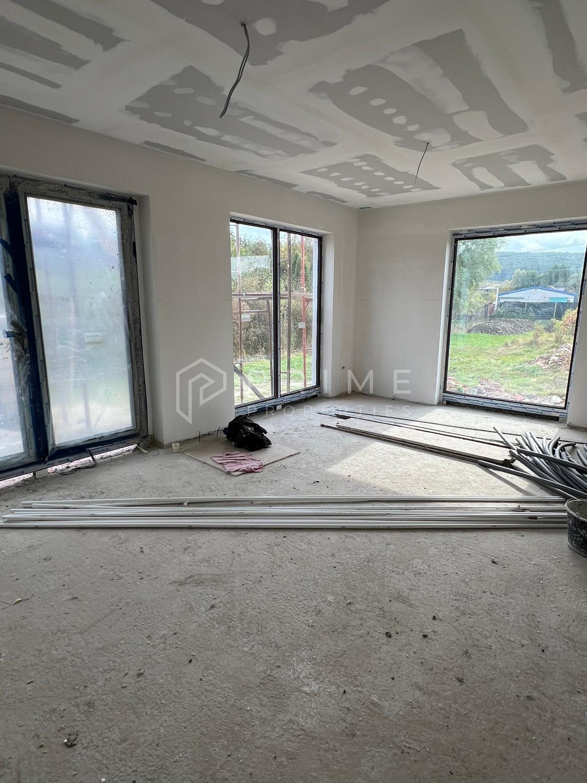 Casă nouă tip duplex izolat fonic în Livezeni - 5