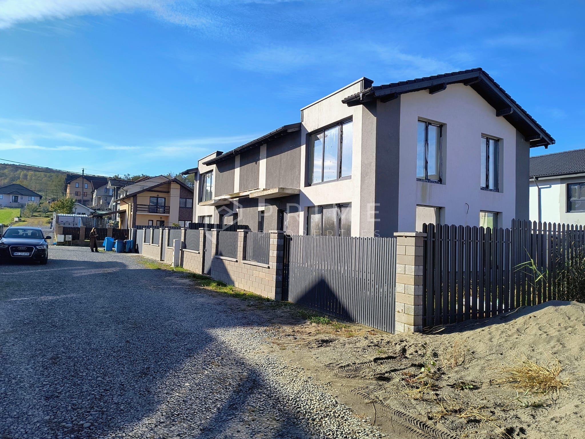 Construcție nouă, zonă liniștită – case 3 dormitoare, teren 250 mp - 1