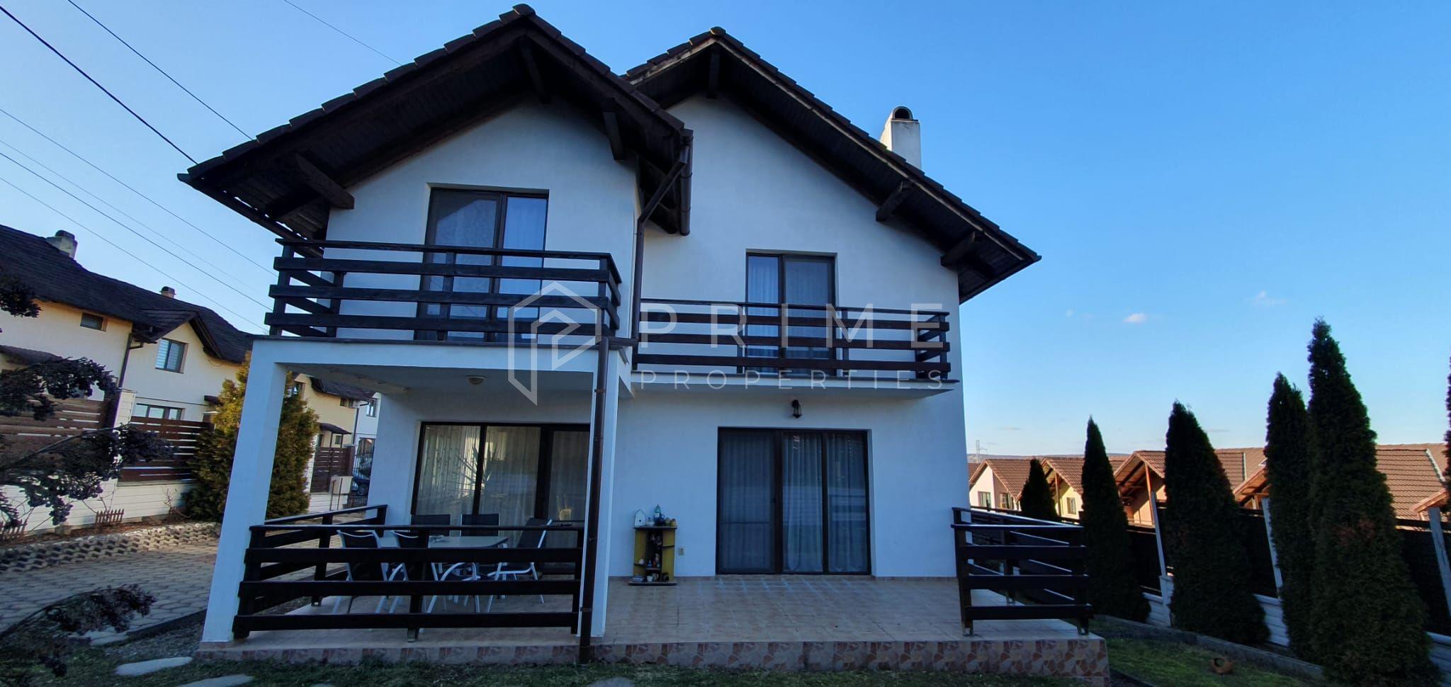 Casă individuală elegantă – Corunca, curte spațioasă - 1