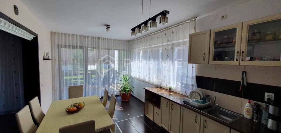 Casă individuală elegantă – Corunca, curte spațioasă - 3