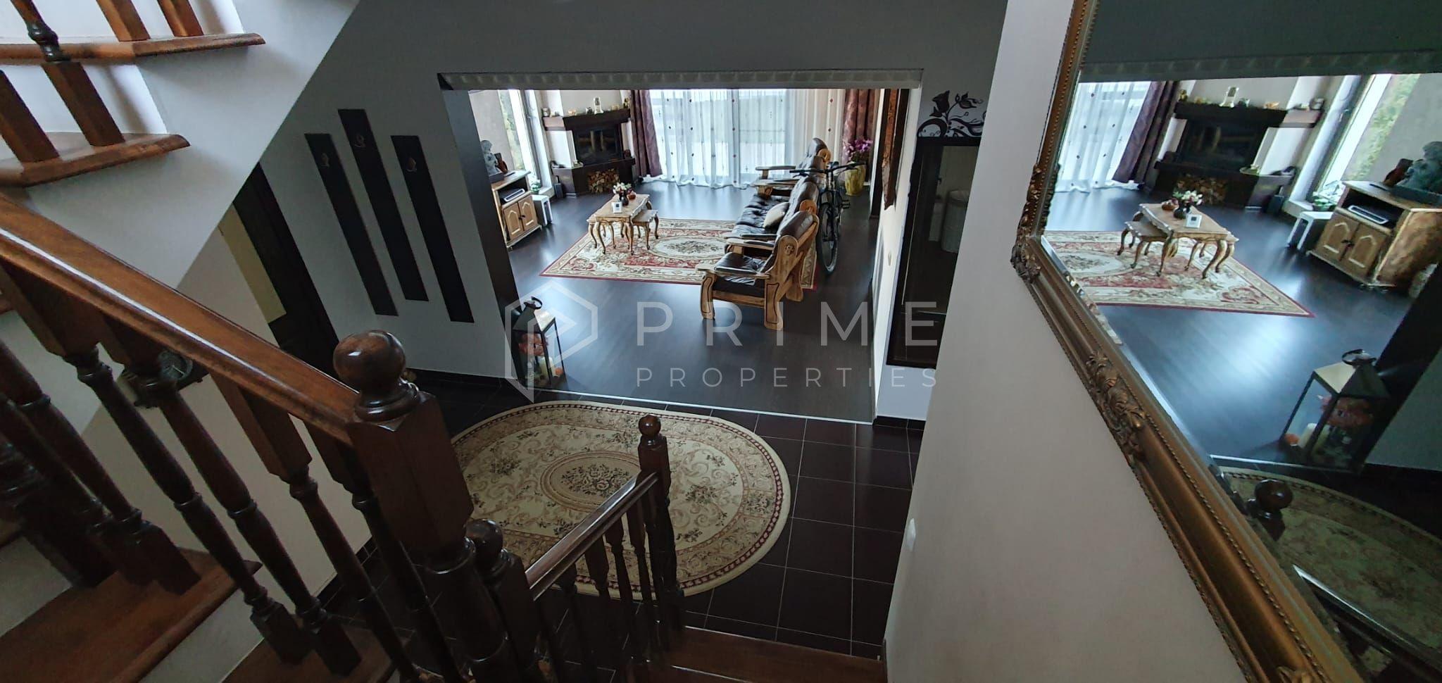 Casă individuală elegantă – Corunca, curte spațioasă - 11