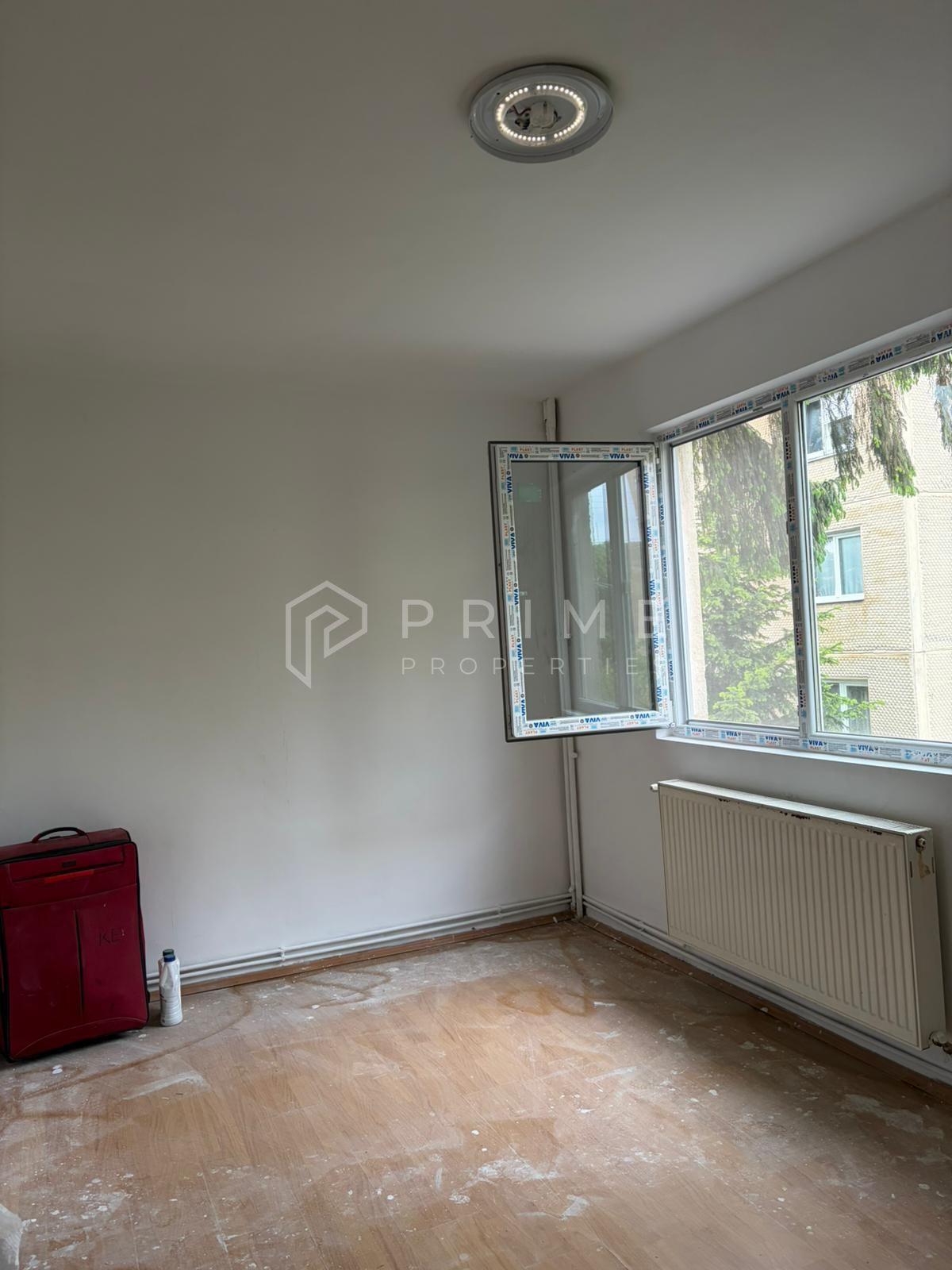 Apartament cu 3 camere, etaj 2 – Zona Dâmbul Pietros - 2