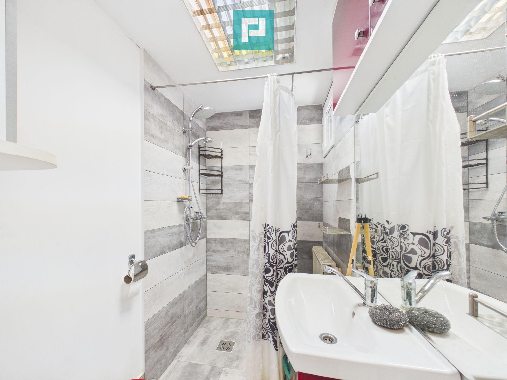 Apartament cu o camera, zona Parneava - 3