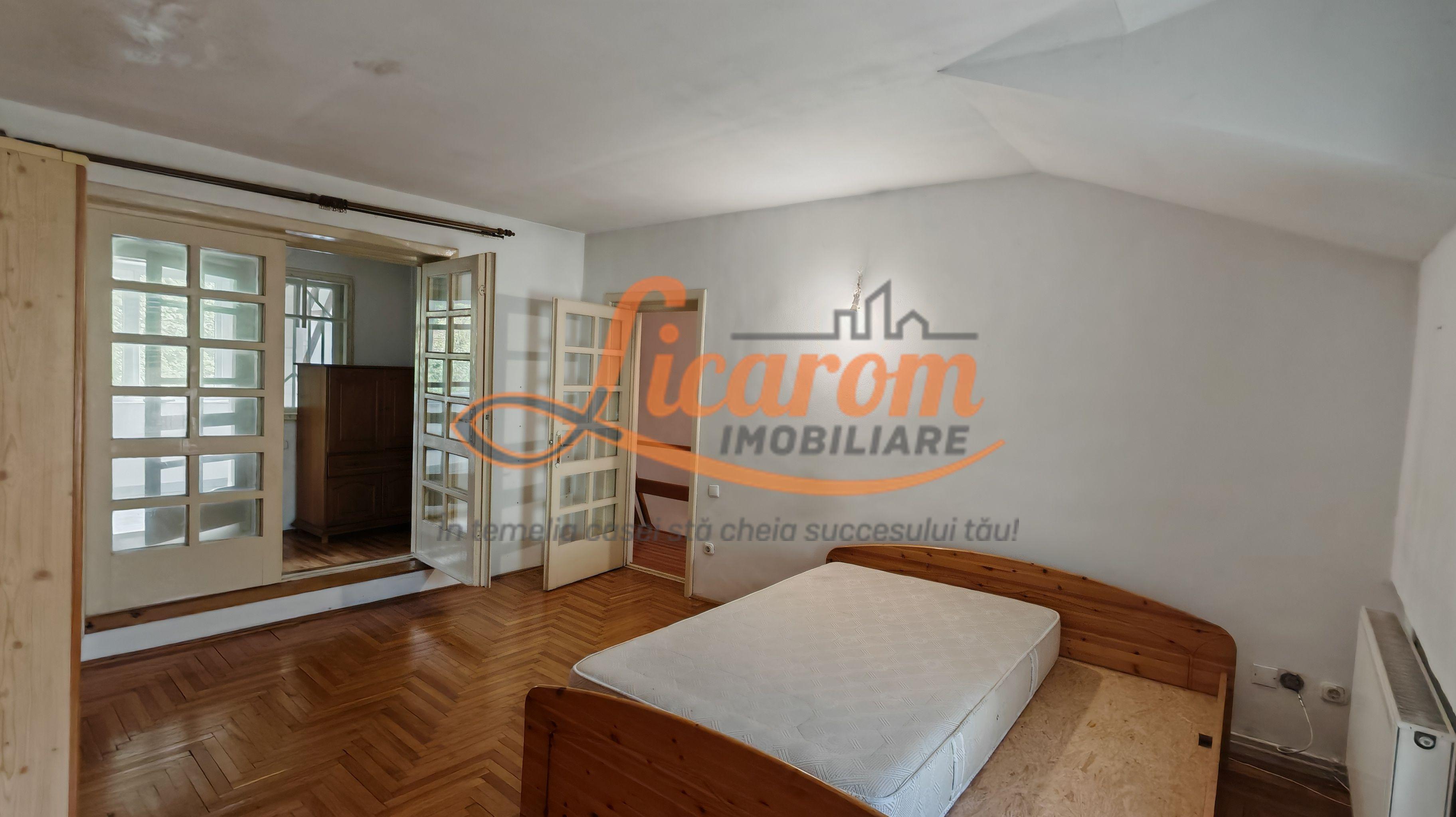 Casa PRETABILA DESTINATIE COMERCIALA,Brasovul Vechi,P+E, 3 cam - 16