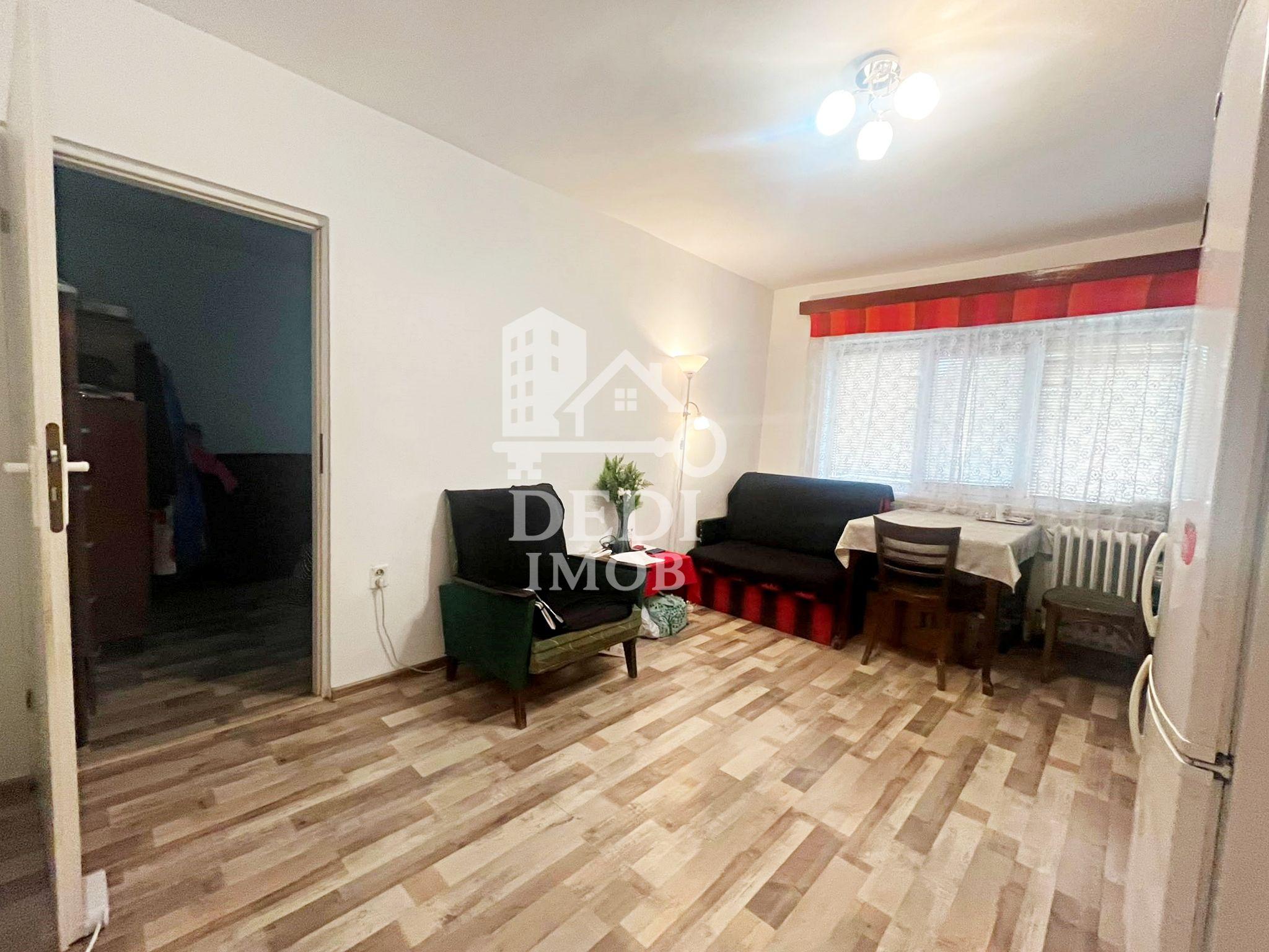 Apartament cu 2 camere de vanzare zona Rogerius, Oradea - 1