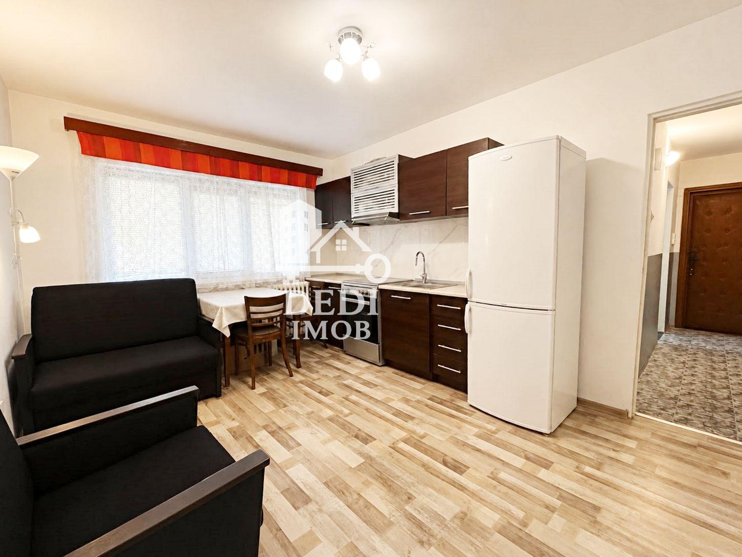 Apartament cu 2 camere de vanzare zona Rogerius, Oradea - 2