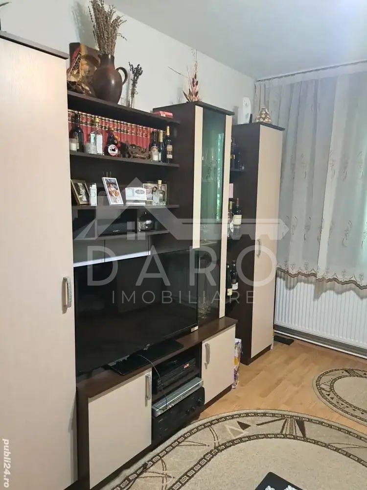apartament de vanzare - 1