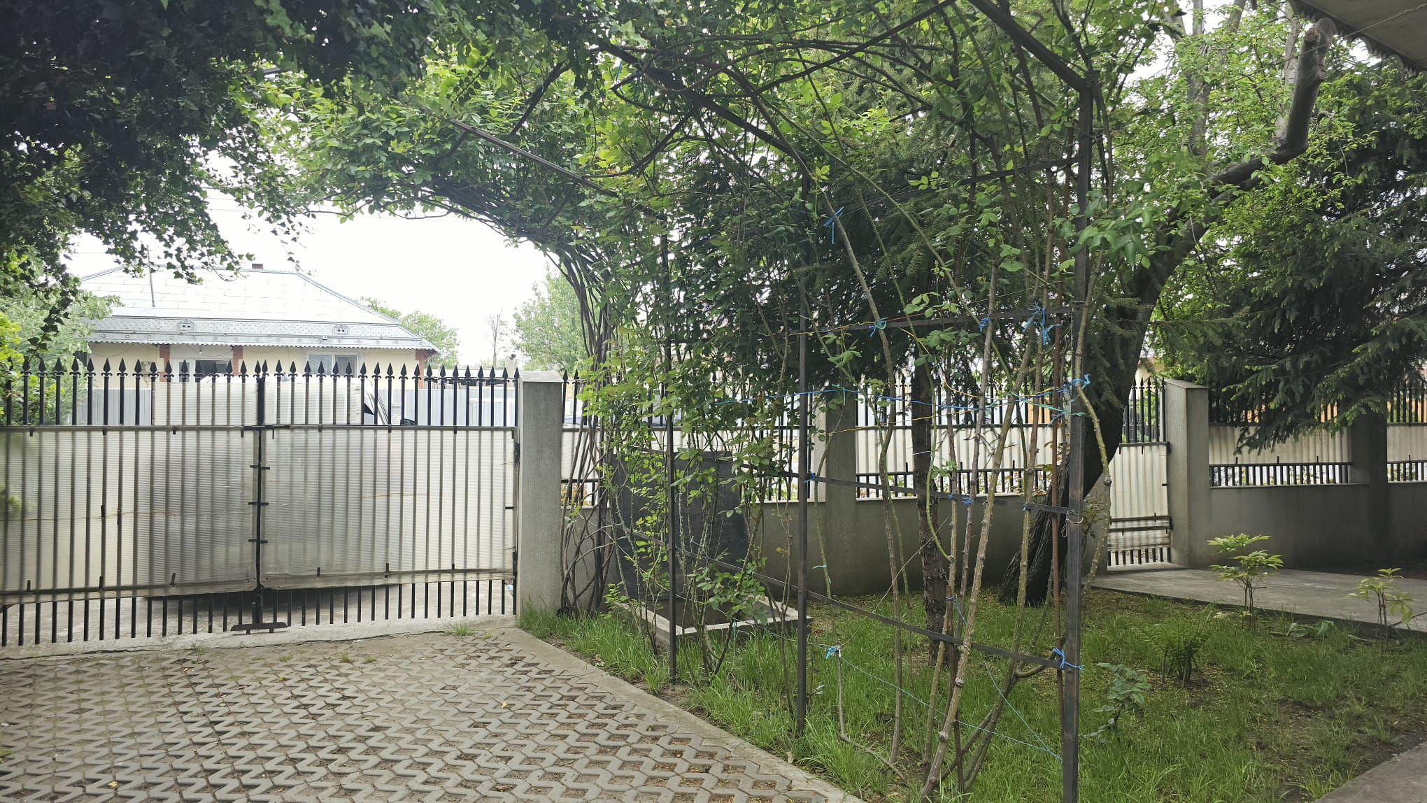 De vanzare -- casa in comuna Pechea, jud. Galati, teren 850 mp - 18