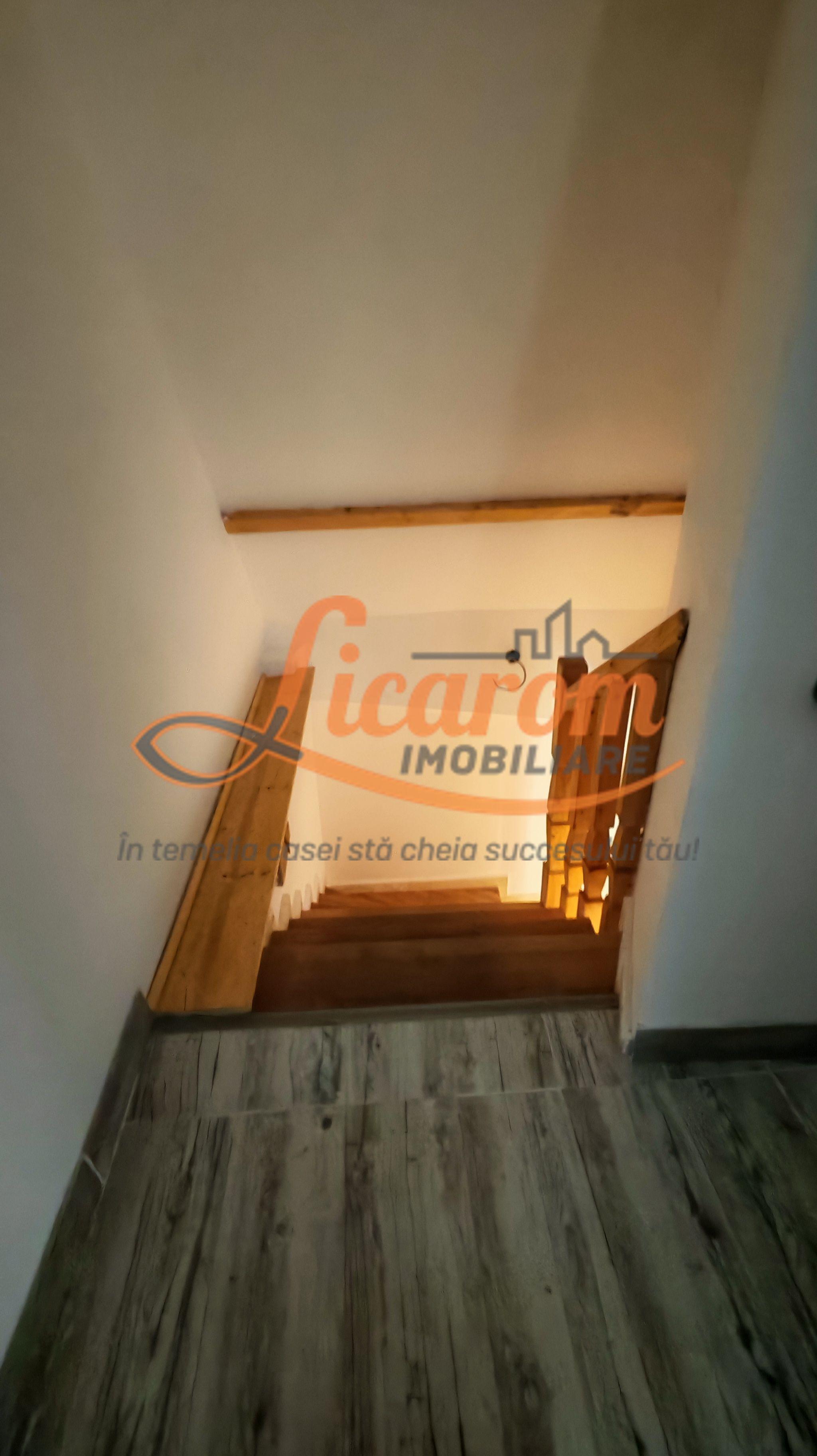 Vila 10 camere,pretabil compartimentare in 2 unitati separate,ASTRA. - 15