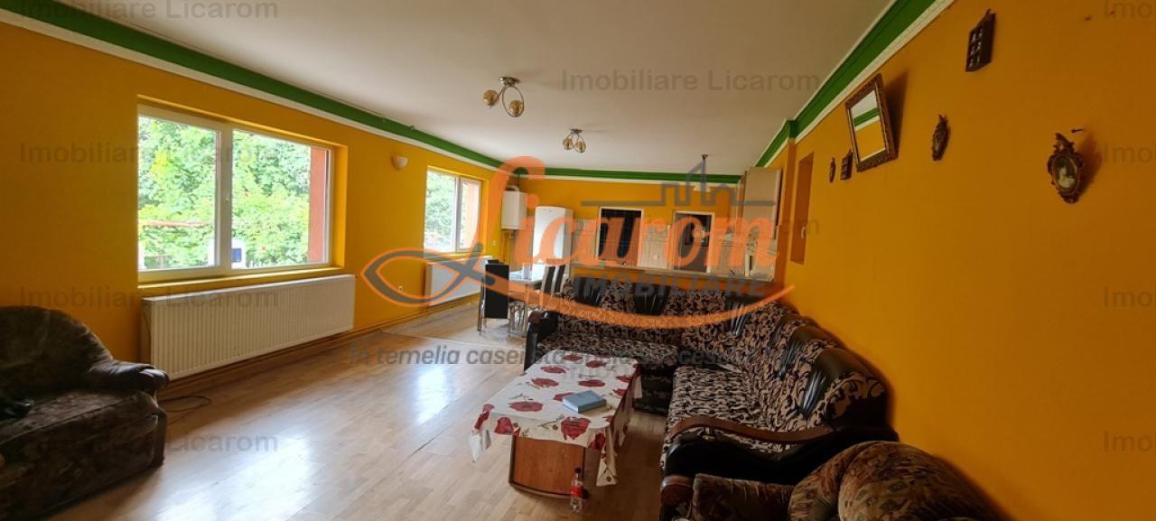 Casa individuala cu 2 apartamente, 6 camere,teren 403 mp,ASTRA. - 17