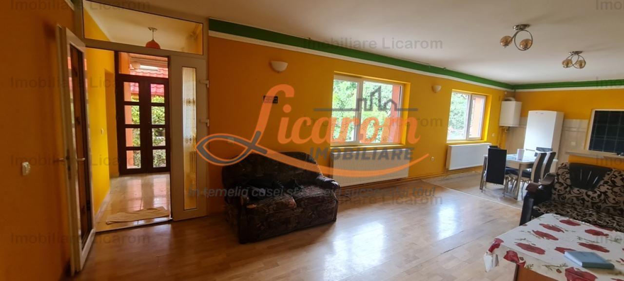 Casa individuala cu 2 apartamente, 6 camere,teren 403 mp,ASTRA. - 11