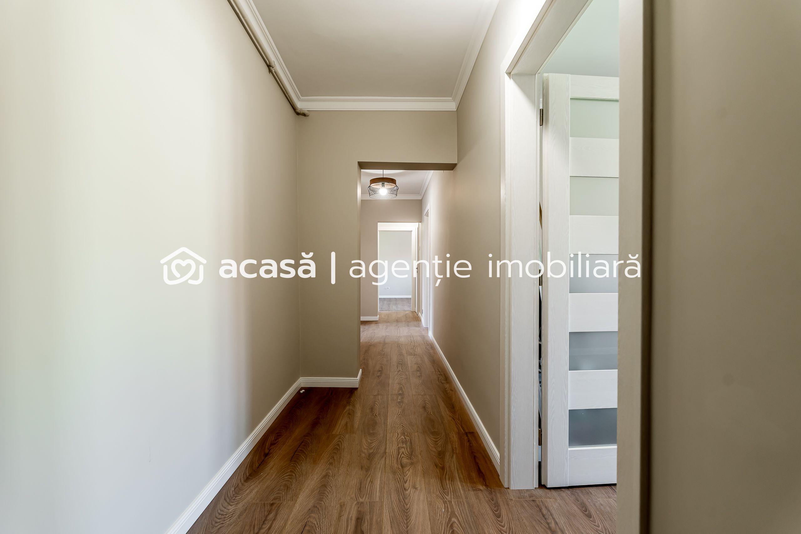 Apartament ultracentral cu 4 camere renovat recent Comision 0 - 6