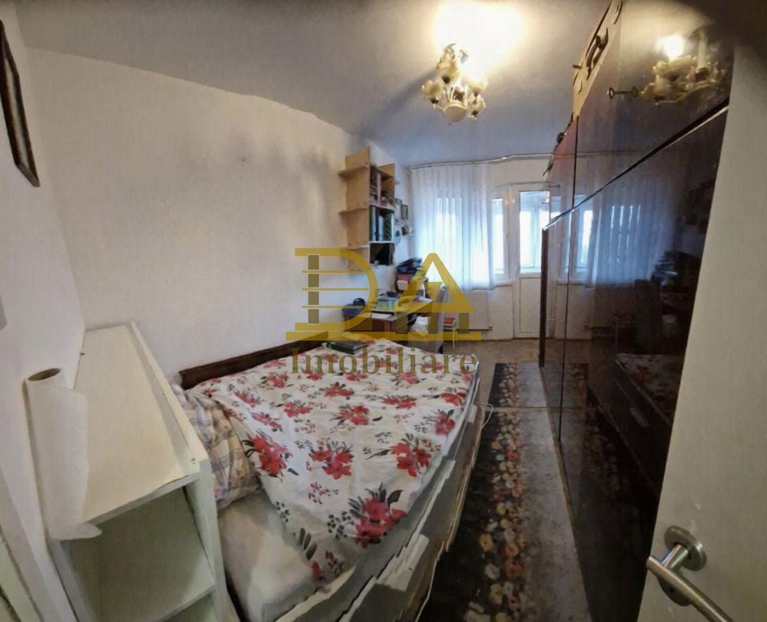 Apartament 3 camere de vanzare, et 3/10,Parc Bazilescu - 3
