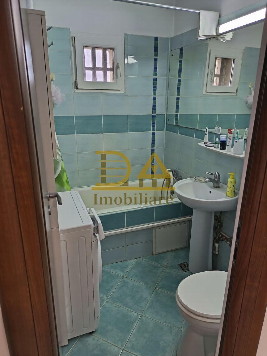 0% Comision, Apartament 4 camere, et 9/13, Calea Grivitei - 10