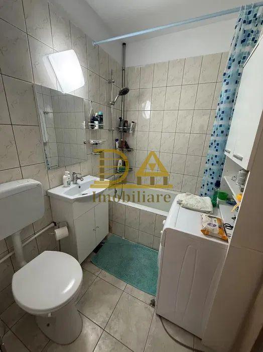 Vanzare apartament 2 camere, et 4/7, 49mp, Mihalache - 1Mai - Chibrit - 5