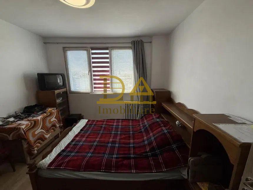 Vanzare apartament 2 camere, et 4/7, 49mp, Mihalache - 1Mai - Chibrit - 2