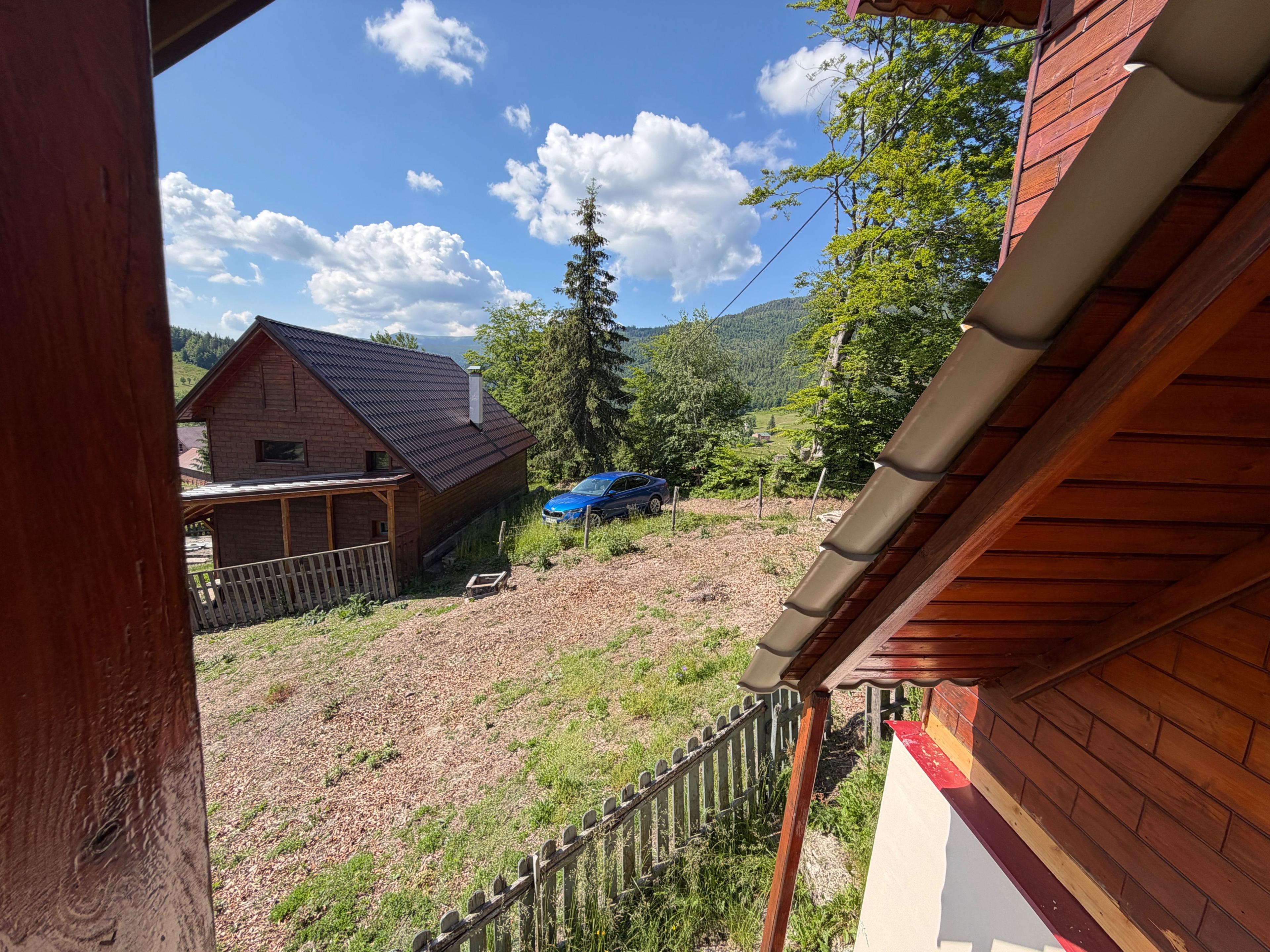 Cabană, 3 dormitoare, Arieseni, vedere panoramică. 75 000 E (neg) - 6