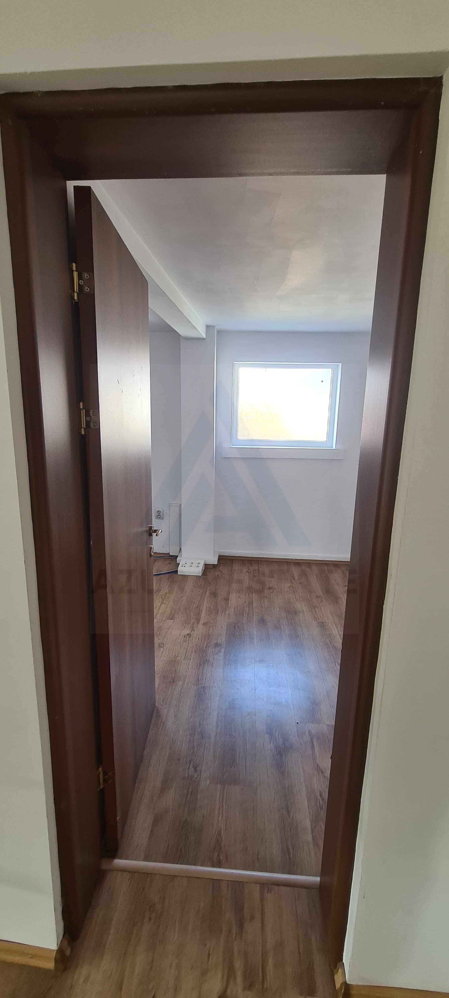 Spațiu birouri 68 mp utili 4 camere hol acces si balcon Bvd Victoriei - 7