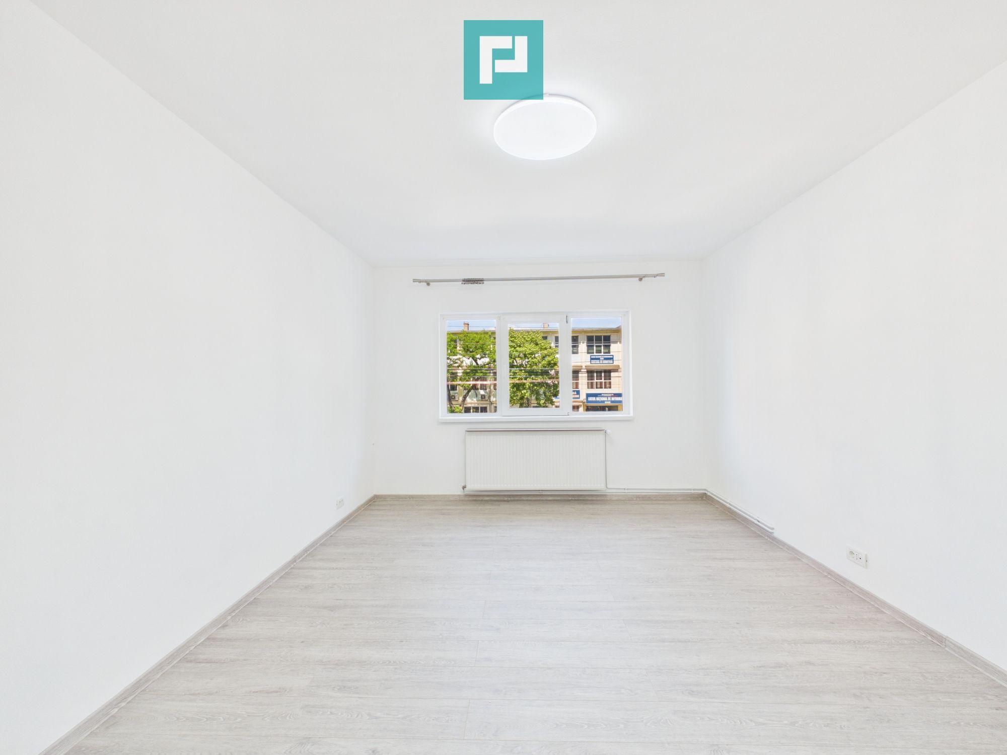 Apartament cu 3 camere de închiriat, Podgoria Arad - 2