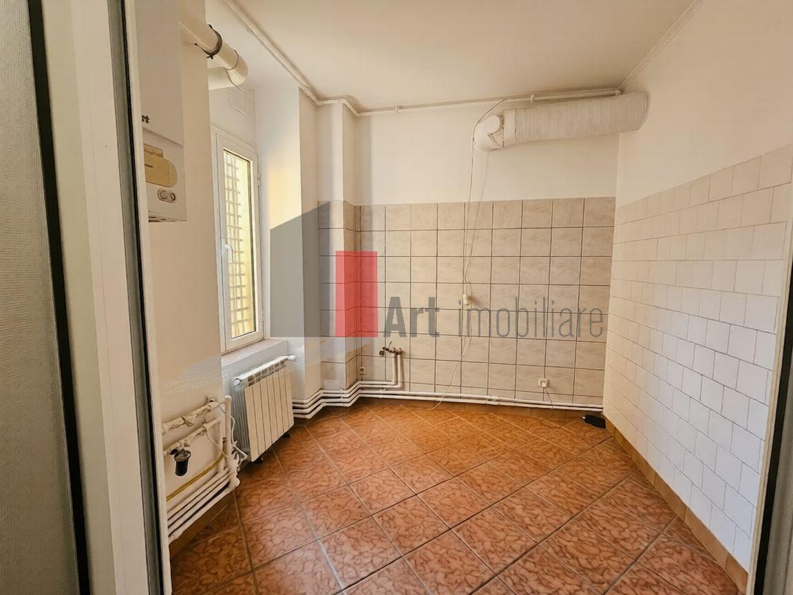 Spatiu Comercial de inchiriat in Centrul Vechi, 55mp - 6