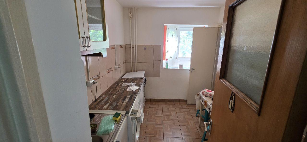 Dristor apartament 2 camere mobiliat si utilat - 12