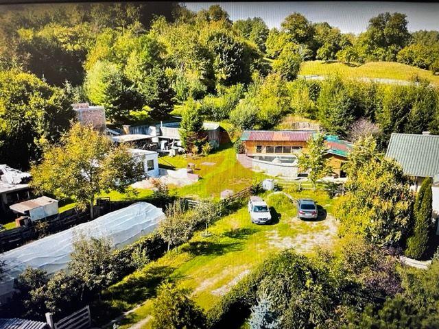 O proprietate de exceptie la Corbi, 18 ha, izvor, lac, pastravarie - 10