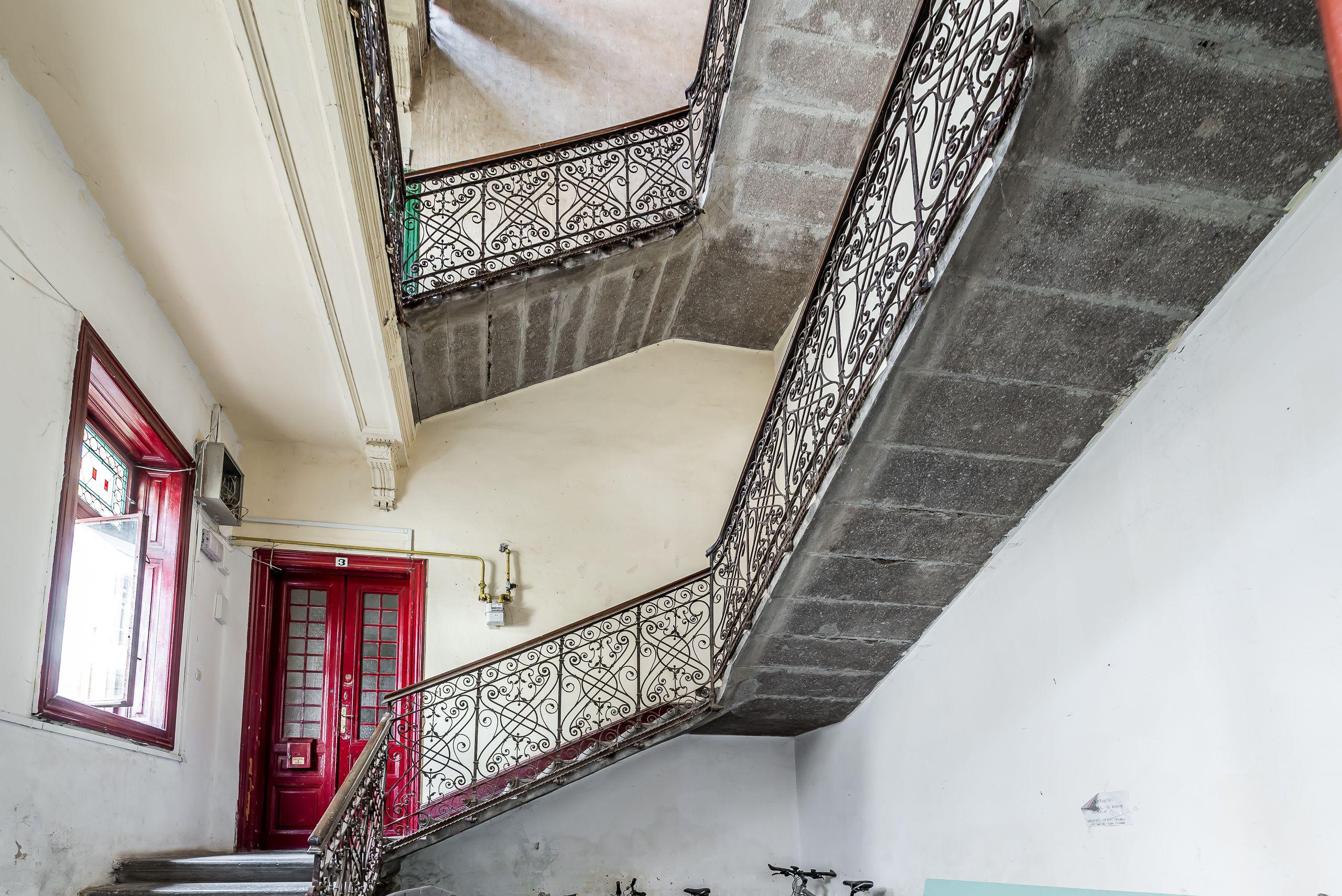 Rezervat Apartament 98 mp pe bulevardul Decebal, fatada renovata - 7
