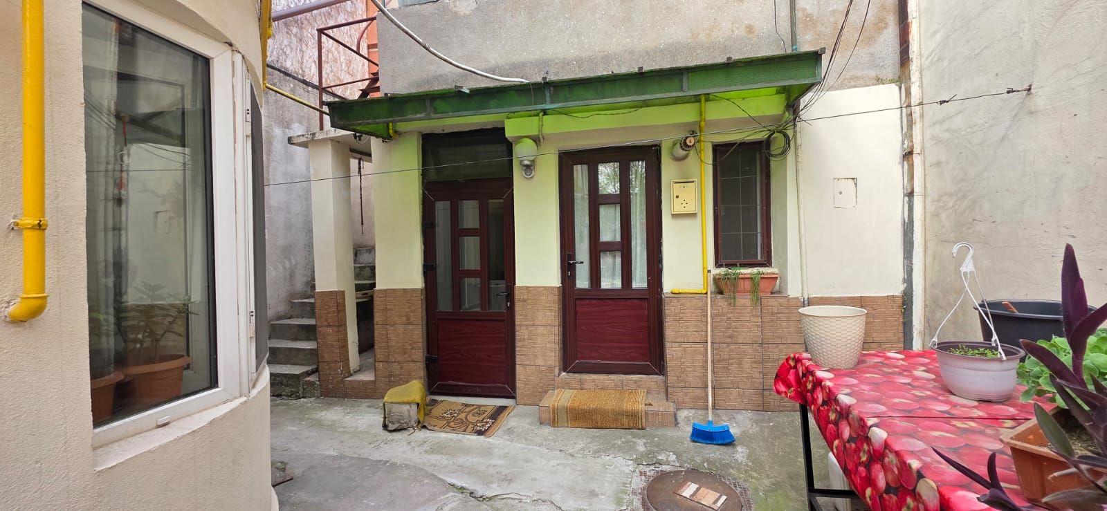 Ocazie ! Centru - Tomis 1 Vila Tip Duplex D+P+1E+Terasa 78.900 Euro - 2