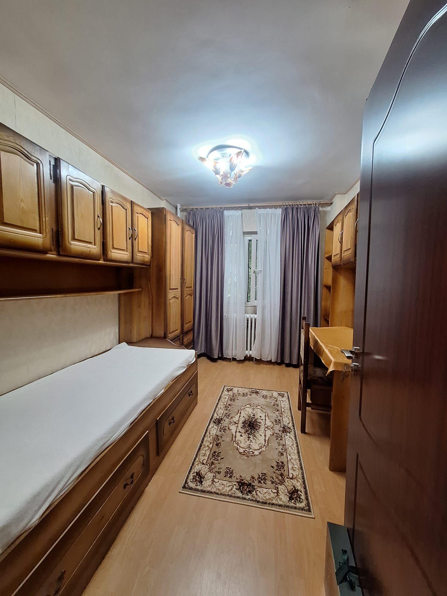 Apartament 3 camere de inchiriat - 2