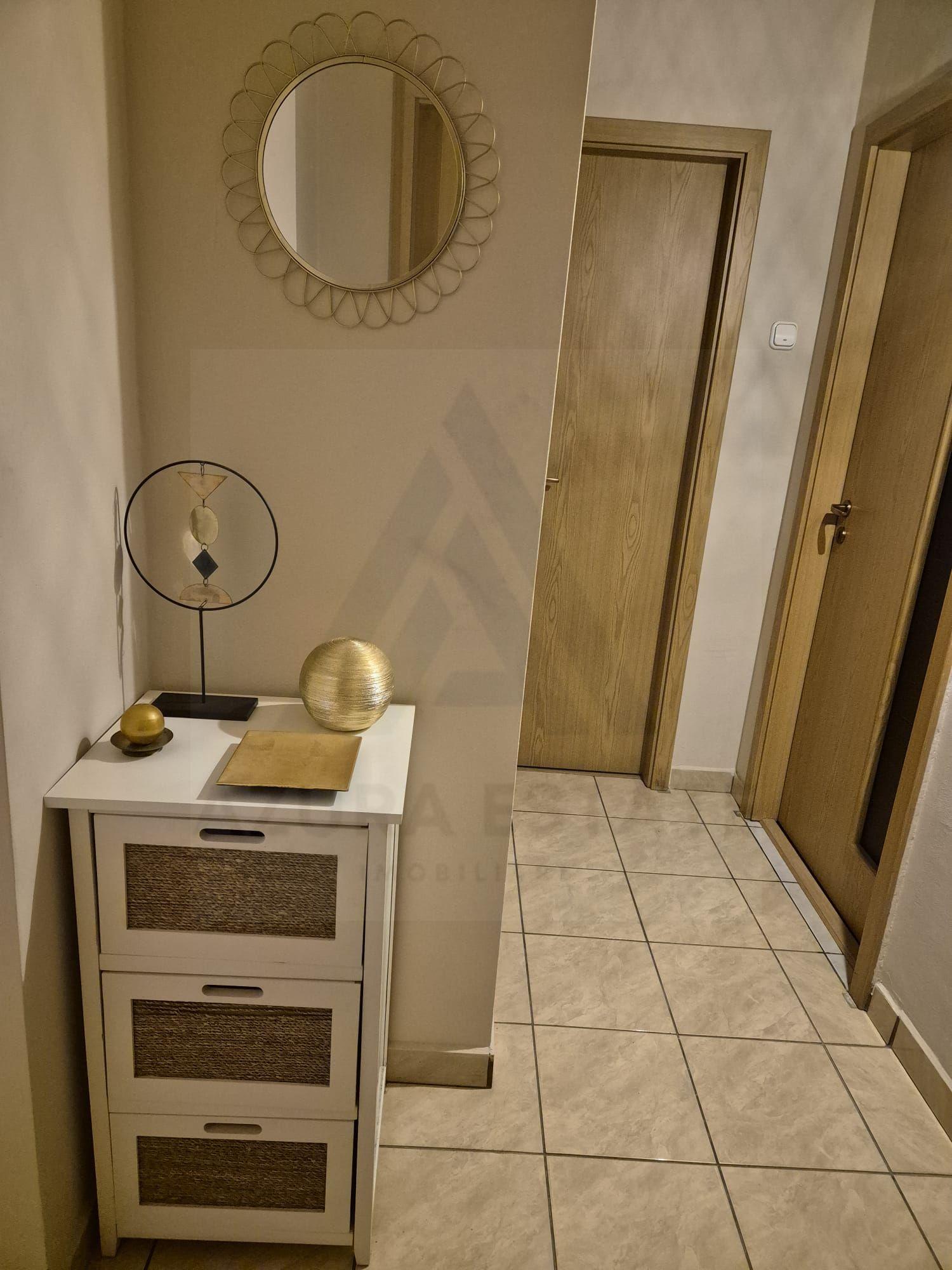 Apartament 3 camere 65 mp utili bucatarie inchisa pivnita Vasile Aaron - 5