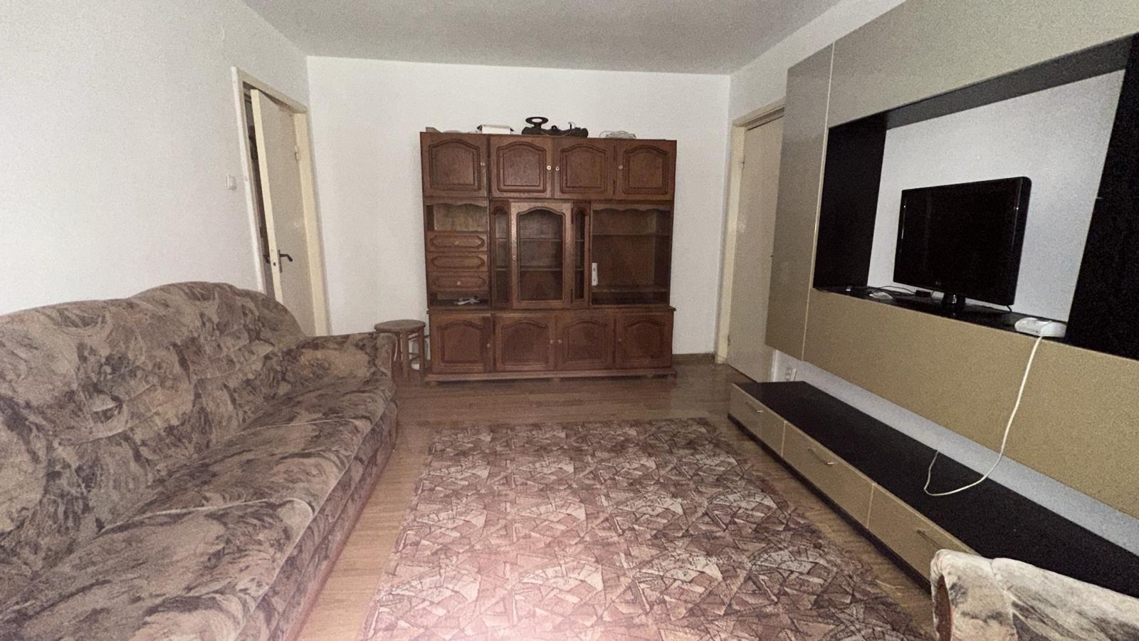 Apartament 2 camere 45 mp utili pivnița 11 mp zona Mihai Viteazul - 1