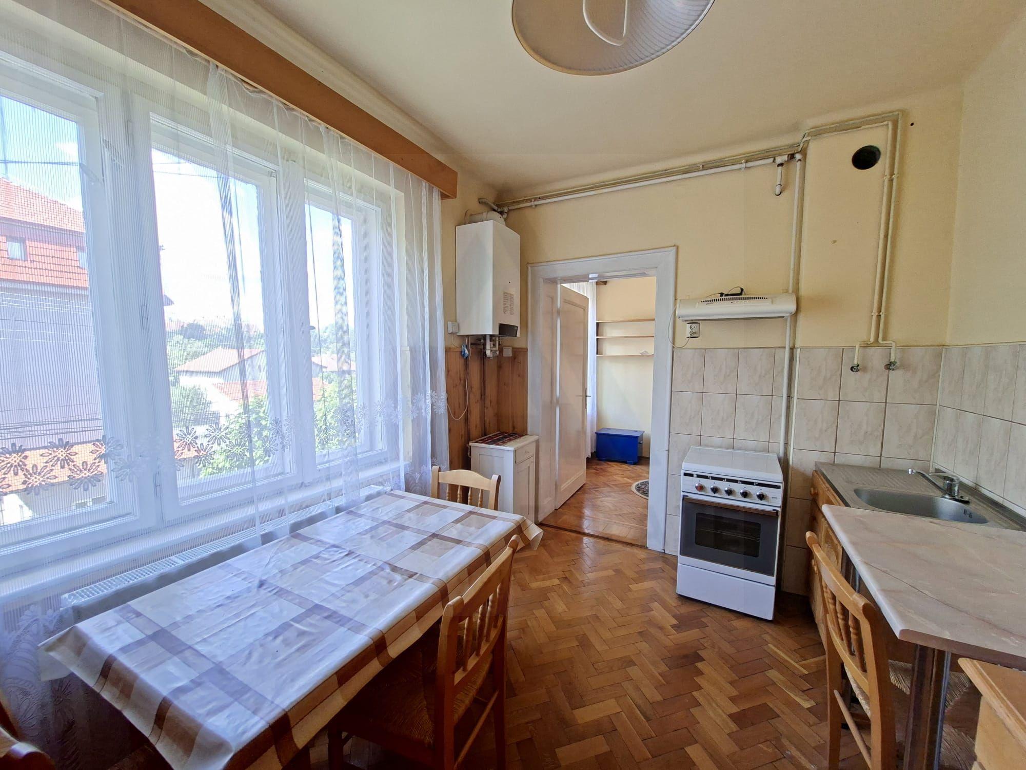 Apartament 4 camere 110 mp utili cu teren aferent si 2 bai Central - 7