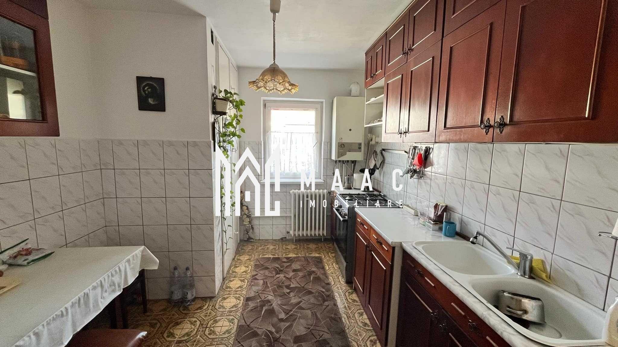 Apartament 4 Camere | Etaj 3 | 2 Balcoane | Pivnita | Strand - 5