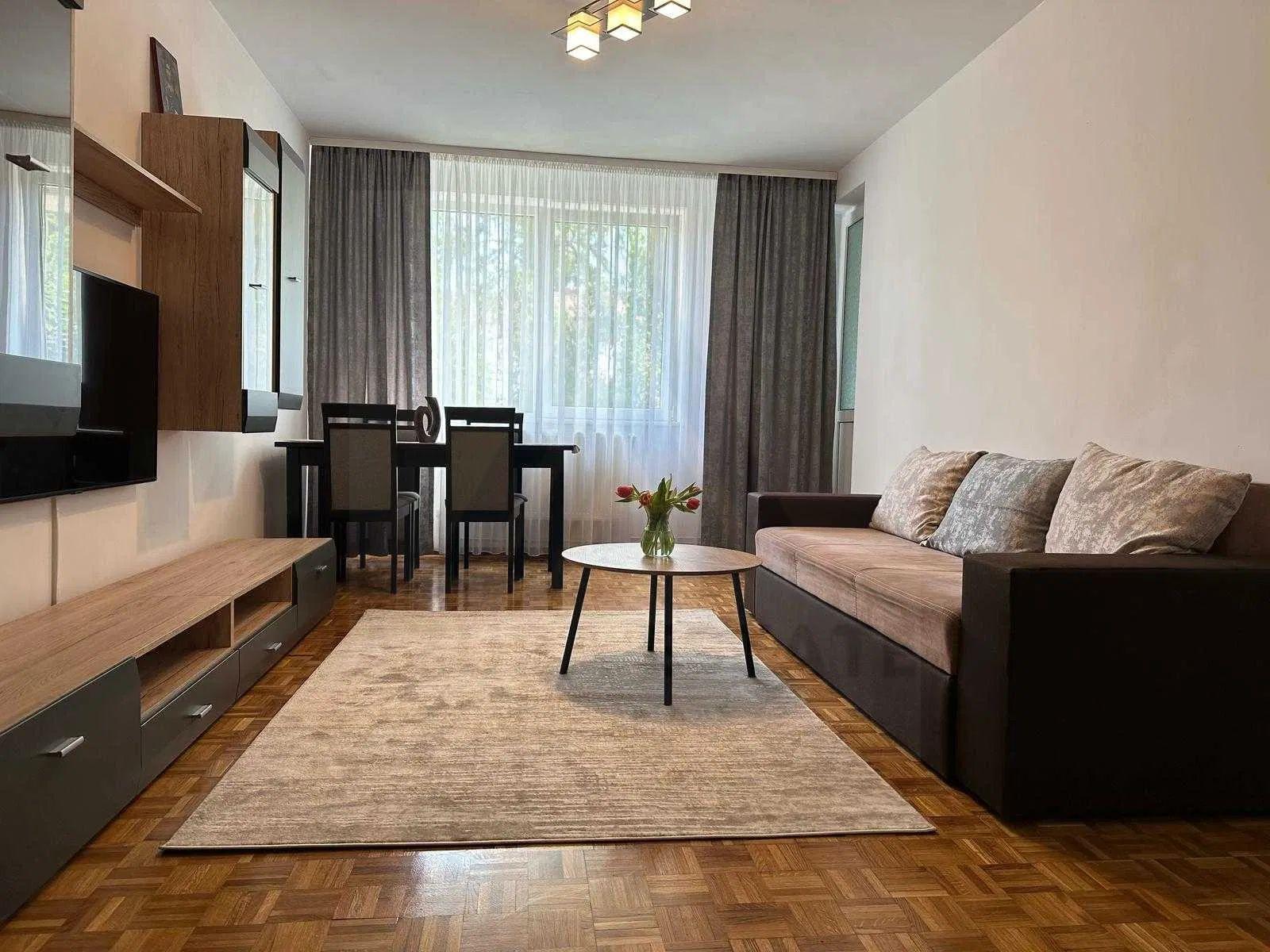 Apartament modern 2 camere etaj 1 balcon 6mp în Cartierul Ștrand I