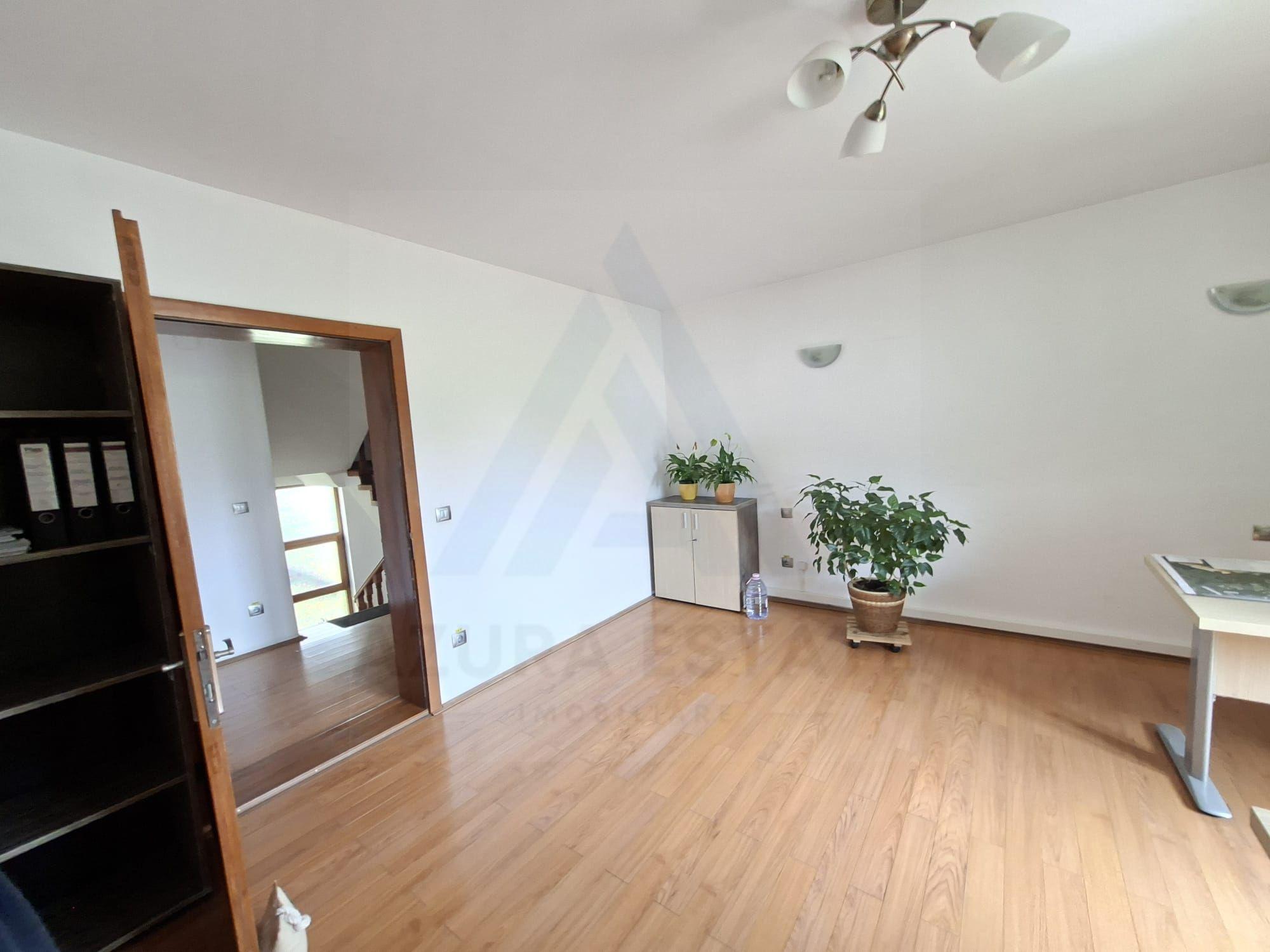 Spatiu birouri casa individuala curte proprie 9 birouri Selimbar - 15