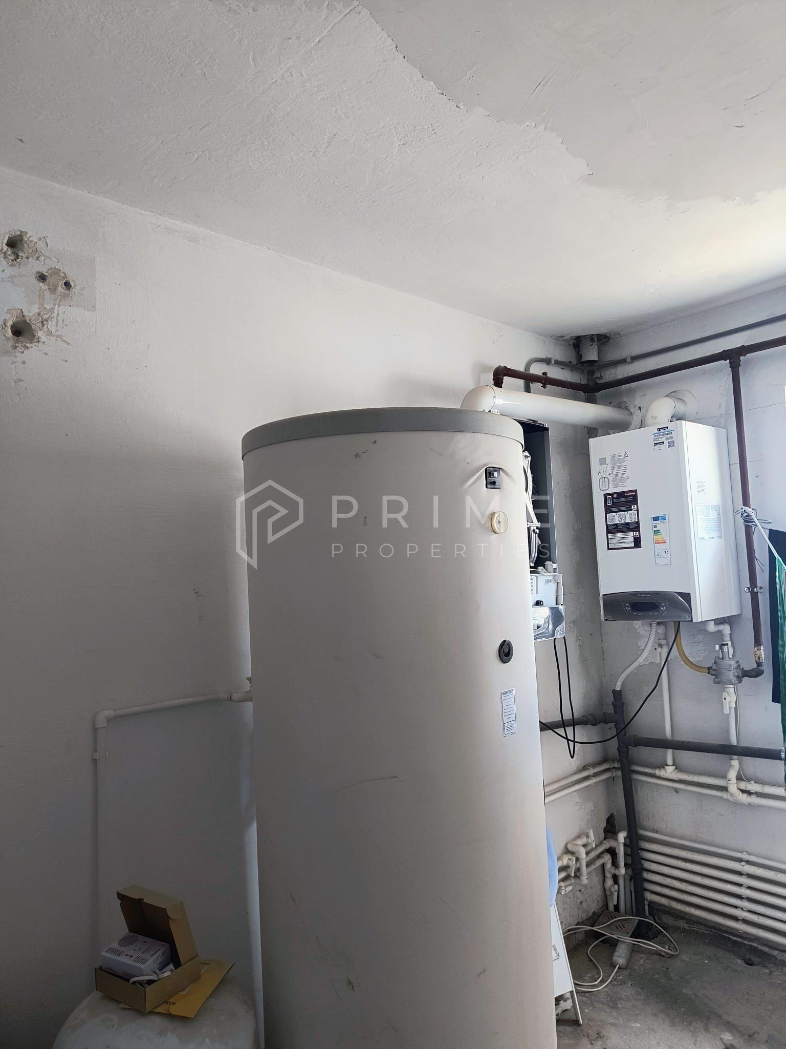 Spațiu industrial modern cu panouri fotovoltaice și acces TIR - 4