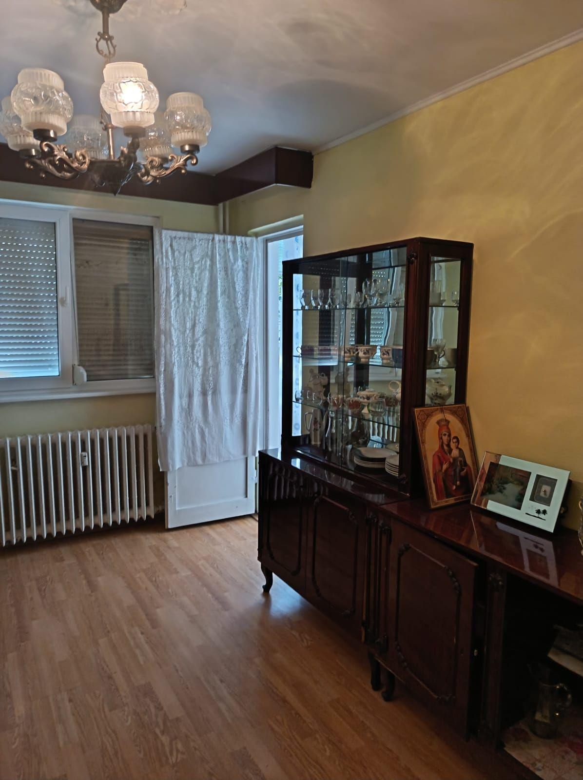 De vanzare apartament cu 2 camere, parter, micro 13 B, 51.000 euro - 1