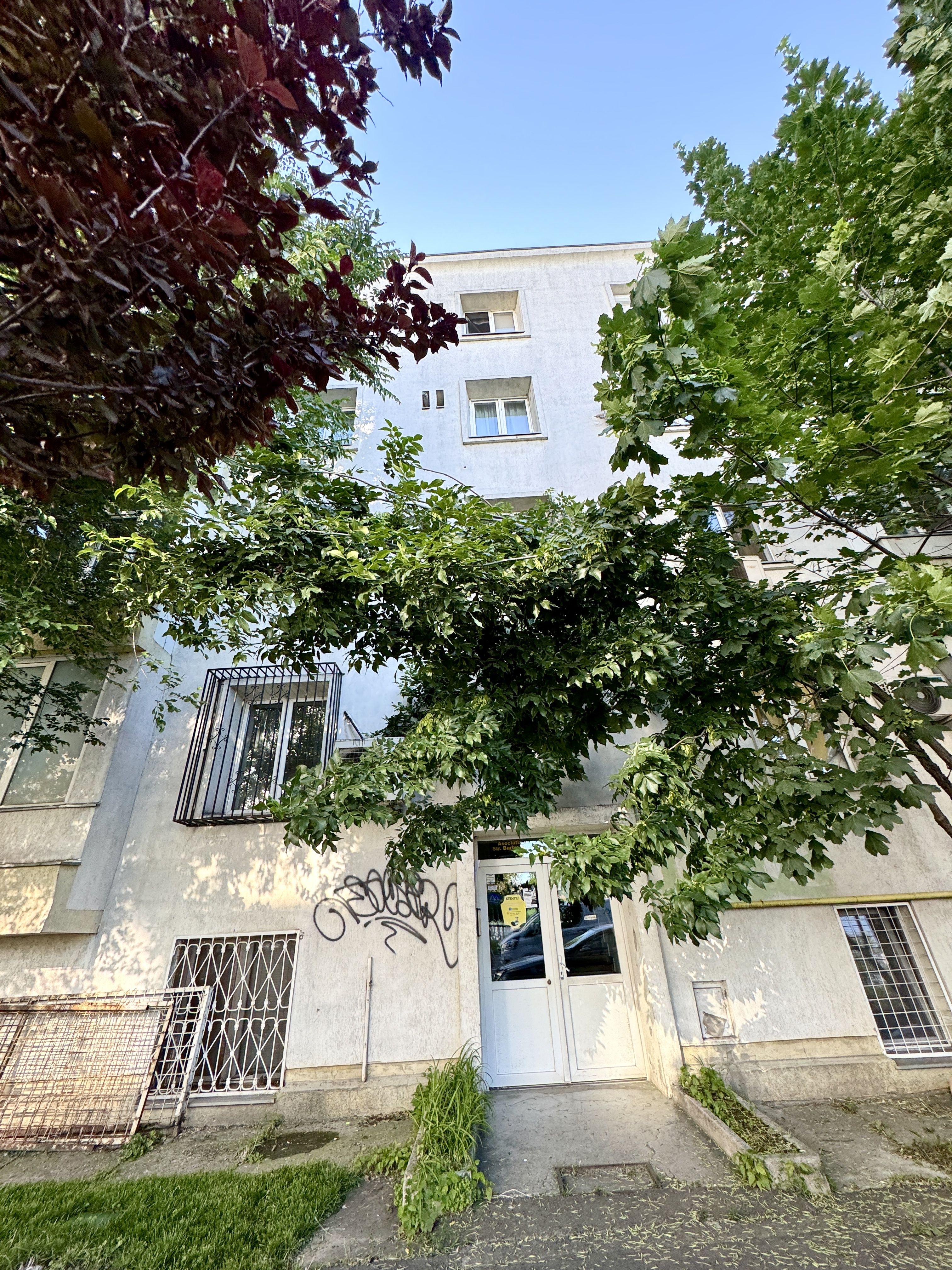 Studio | Barbu Văcărescu -