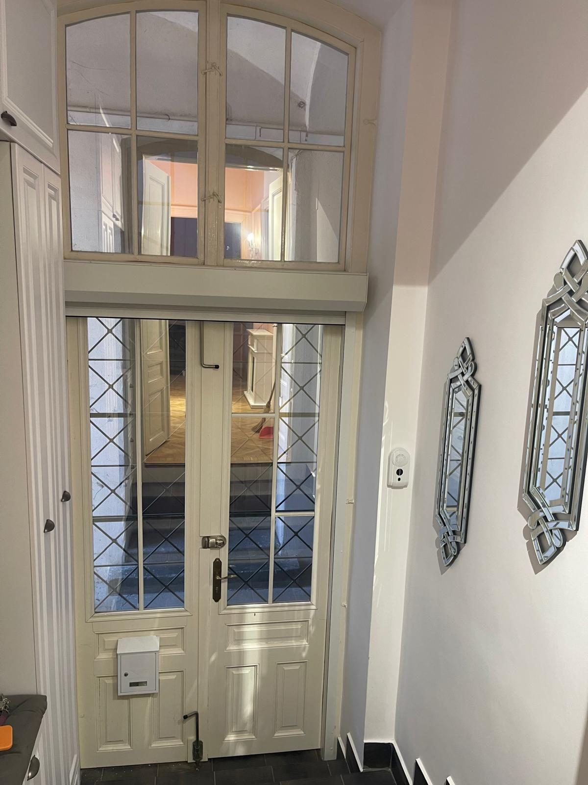 Apartament de lux în inima Oradiei – locație premium lângă Gojdu - 2