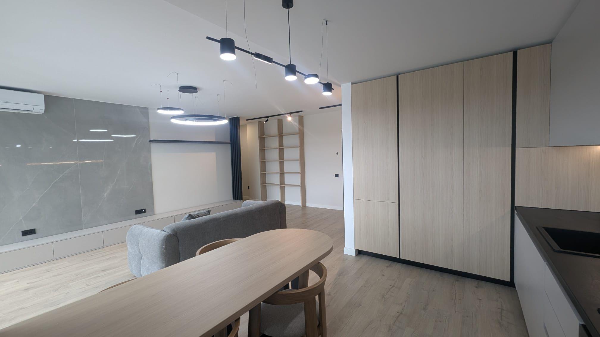 Apartament de lux cu 3 camere, 80 mp cu terasa 10 mp, zona centrala - 4