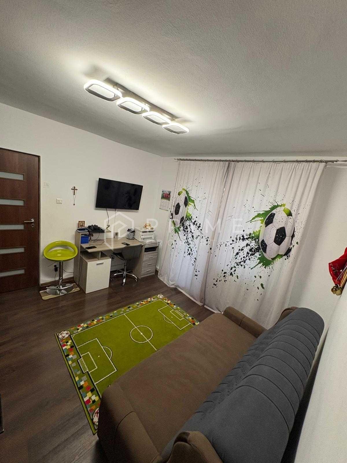 Apartament cu 3 camere, decomandat – Zona Fortuna - 4