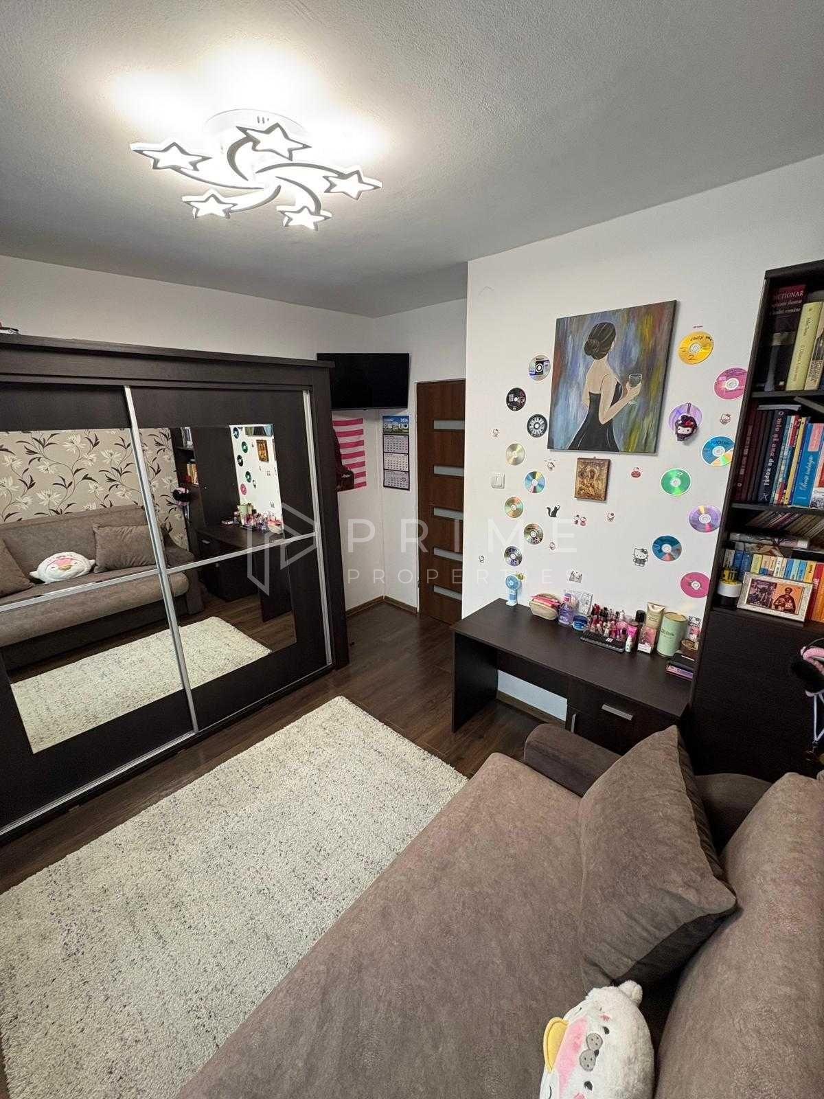 Apartament cu 3 camere, decomandat – Zona Fortuna - 1