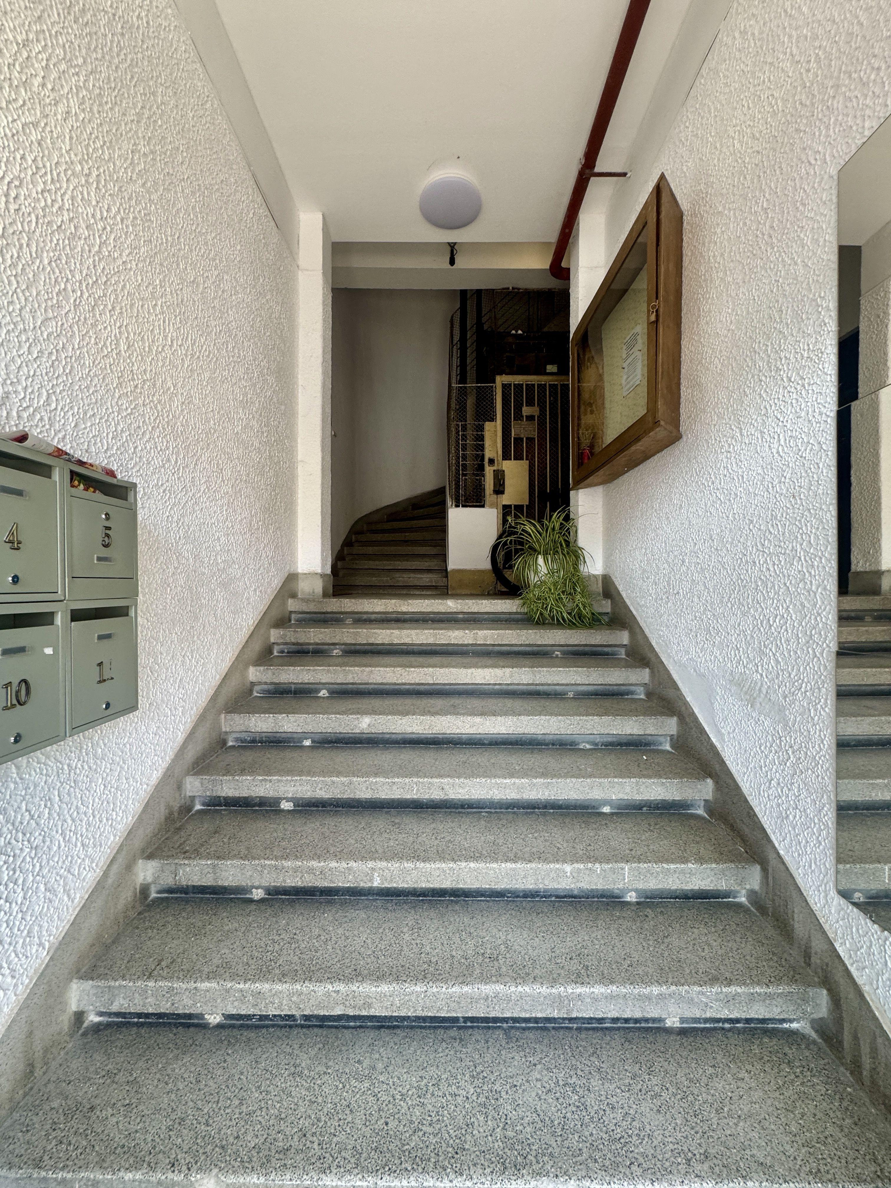 Apartament 4 Camere-Mantuleasa -100mp fără risc/fără urgenta - 9