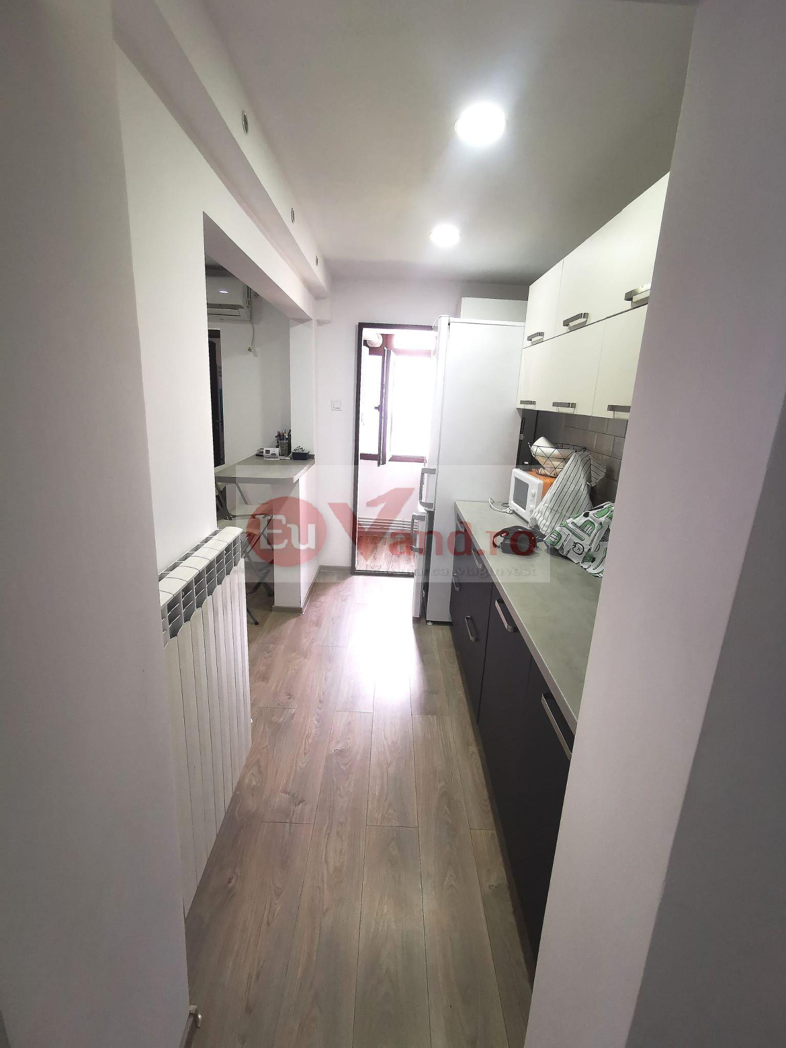 De vanzare apartament 3 camere, micro 39, 76.000 euro negociabil - 3