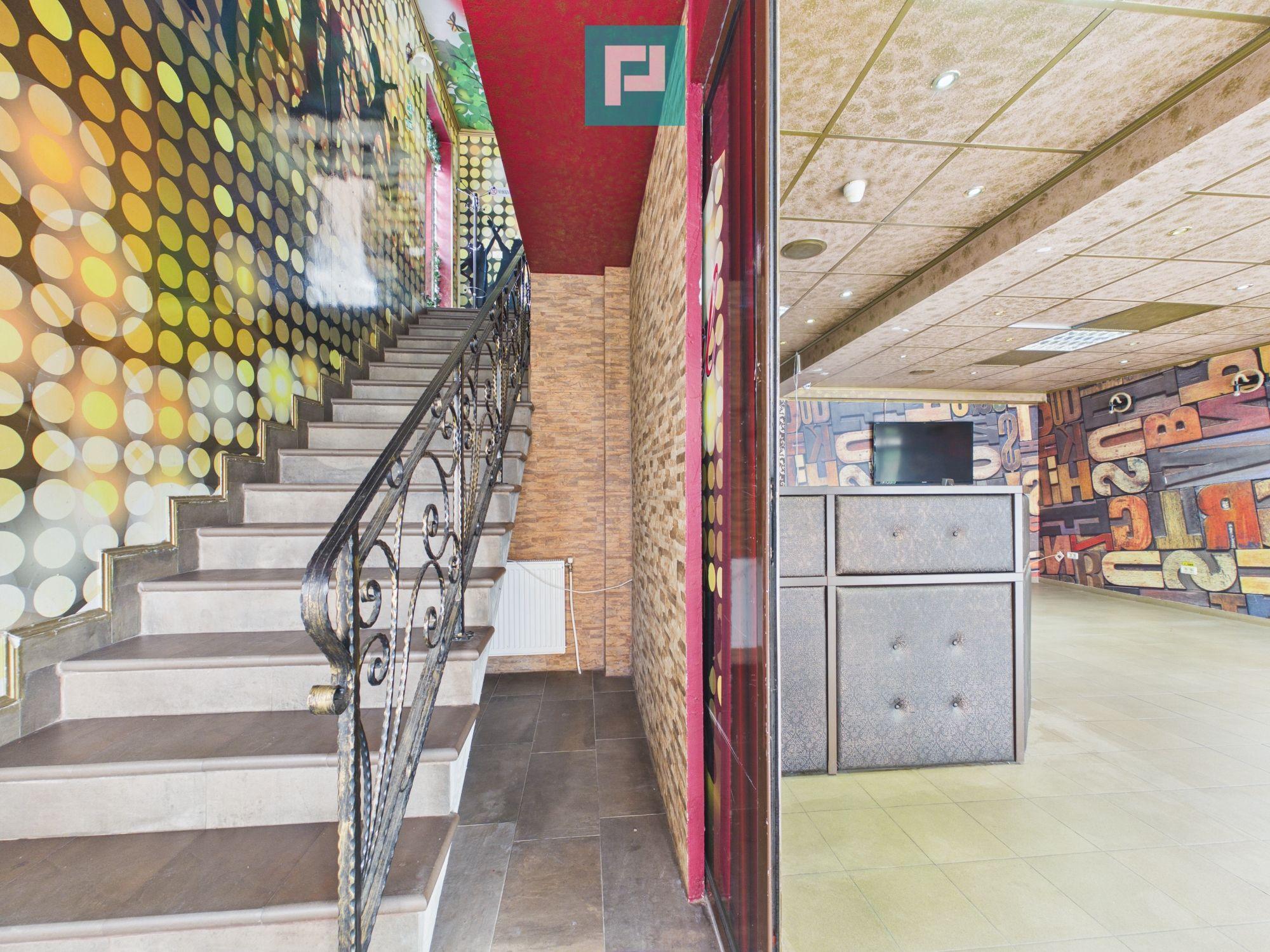 Clădire comercială P+1 de închiriat - 6