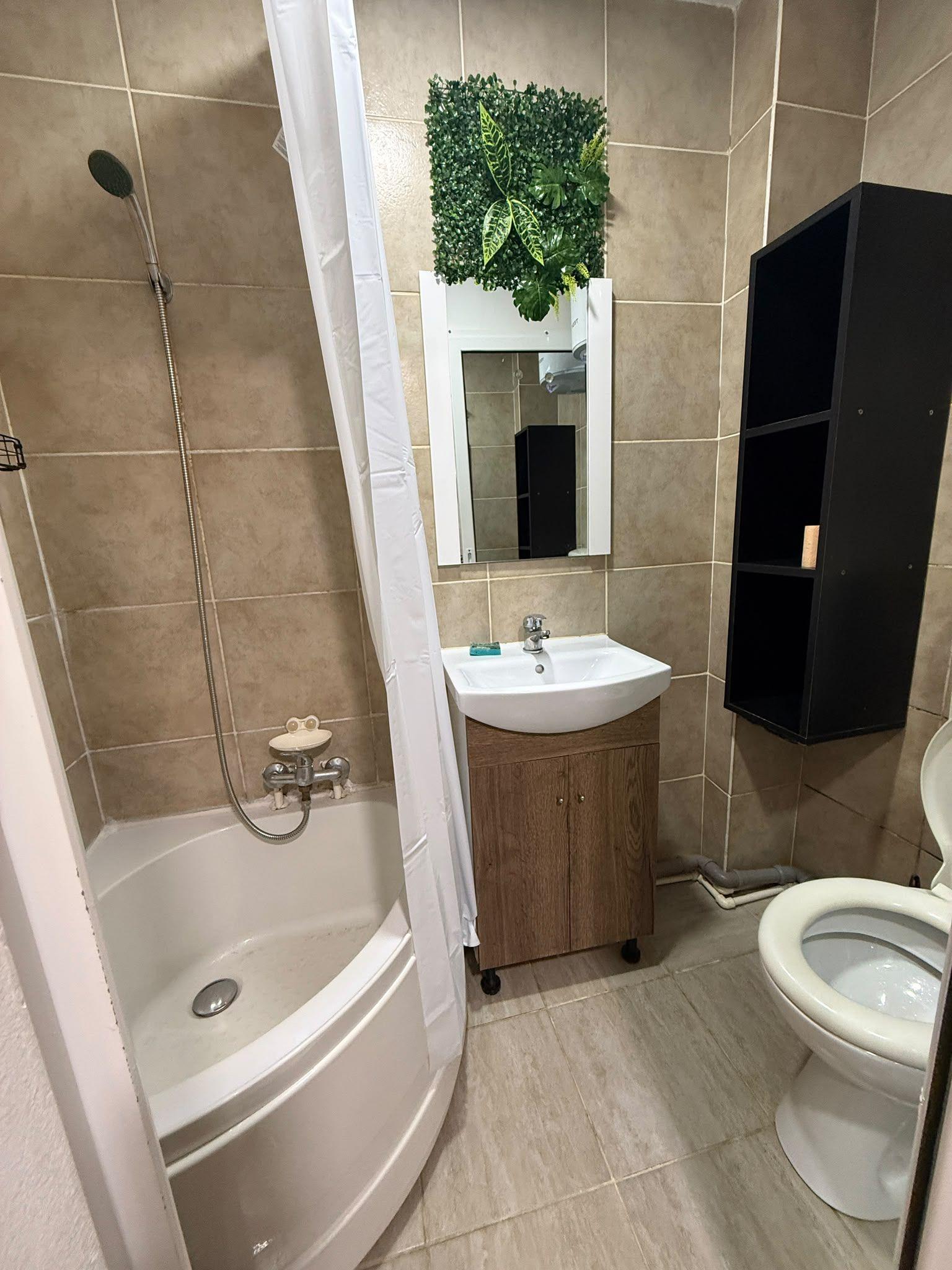 De vanzare garsoniera micro 40, et. 3/3, 27.000 euro - 6