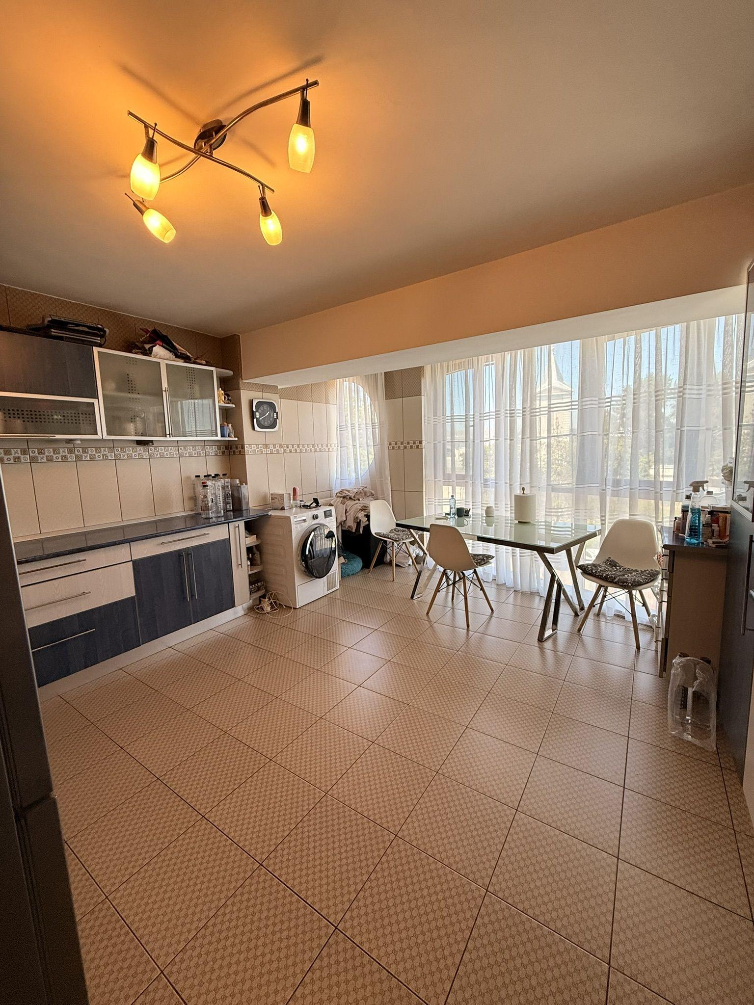 Apartament 4 camere, Strada Domnească - 15