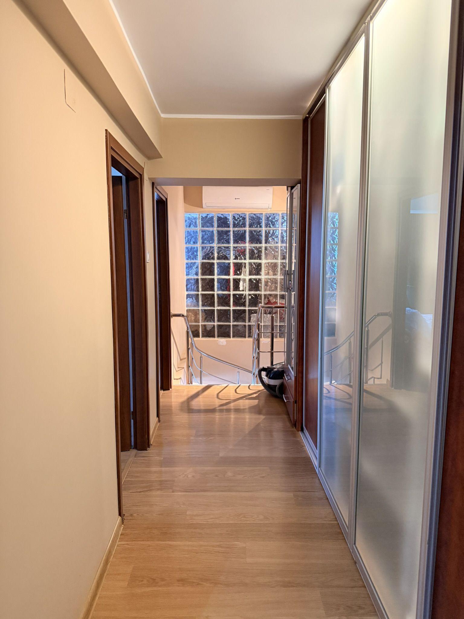 Apartament 4 camere, Strada Domnească - 2