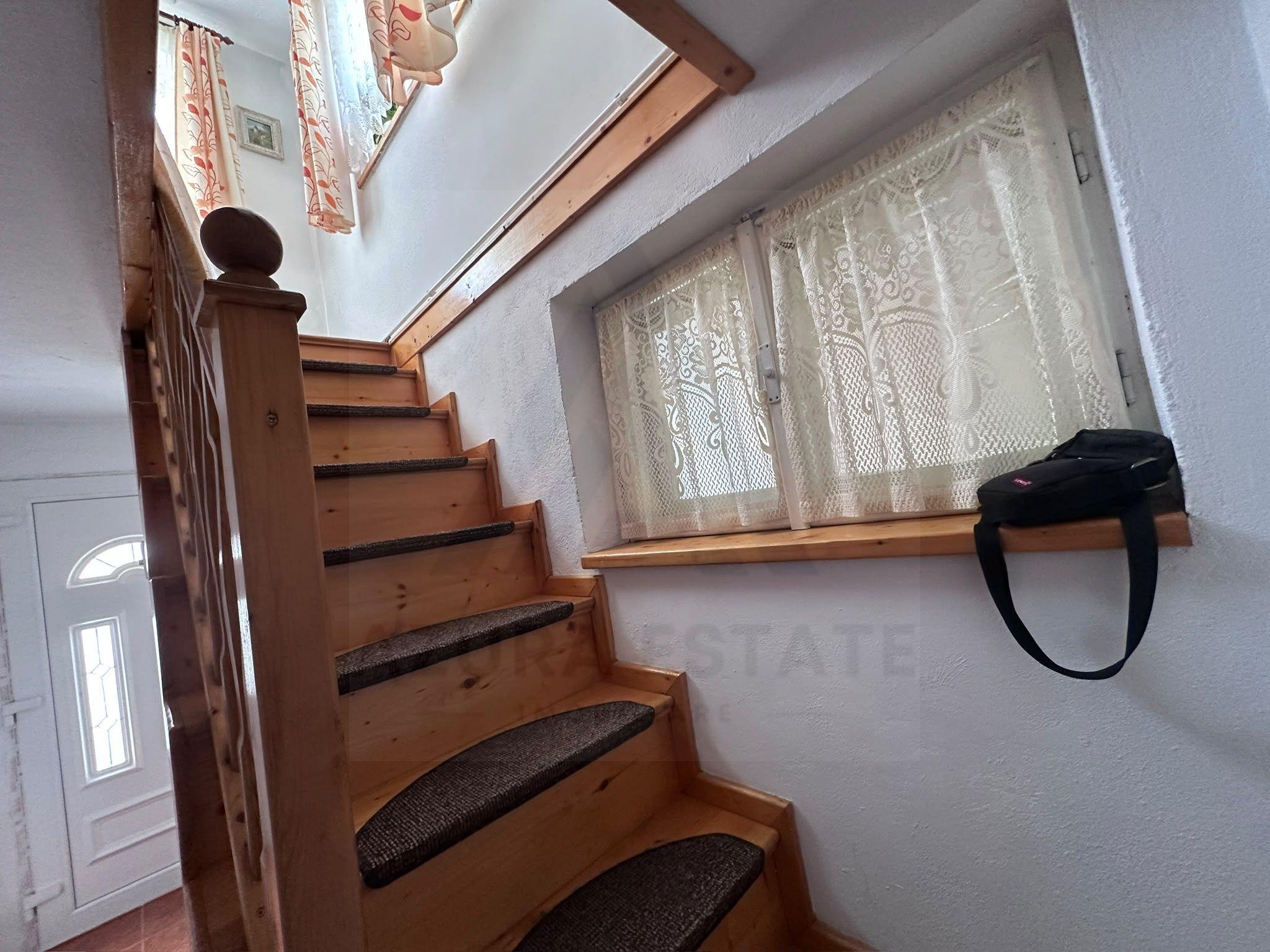 Apartament 3 camere decomandat 78 mp pivnita curte in zona Centrala - 5